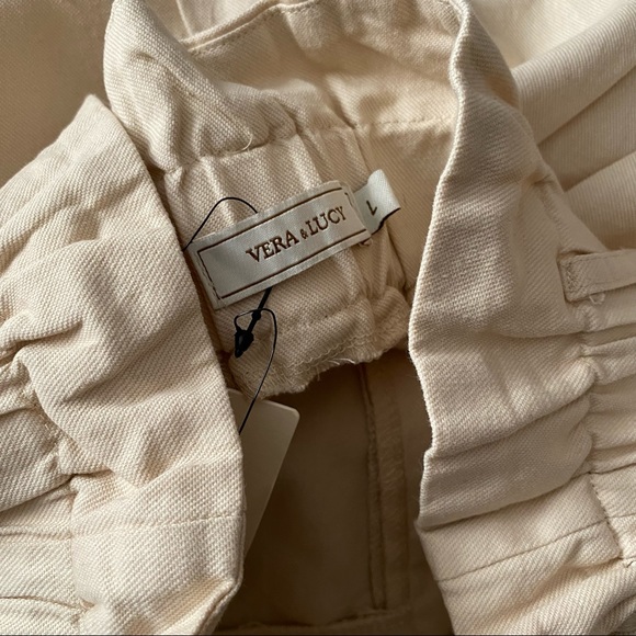 NWT Nasty Gal’s Vera Lucy Cream Khaki High Paper bag Waist Shorts - Picture 8 of 12